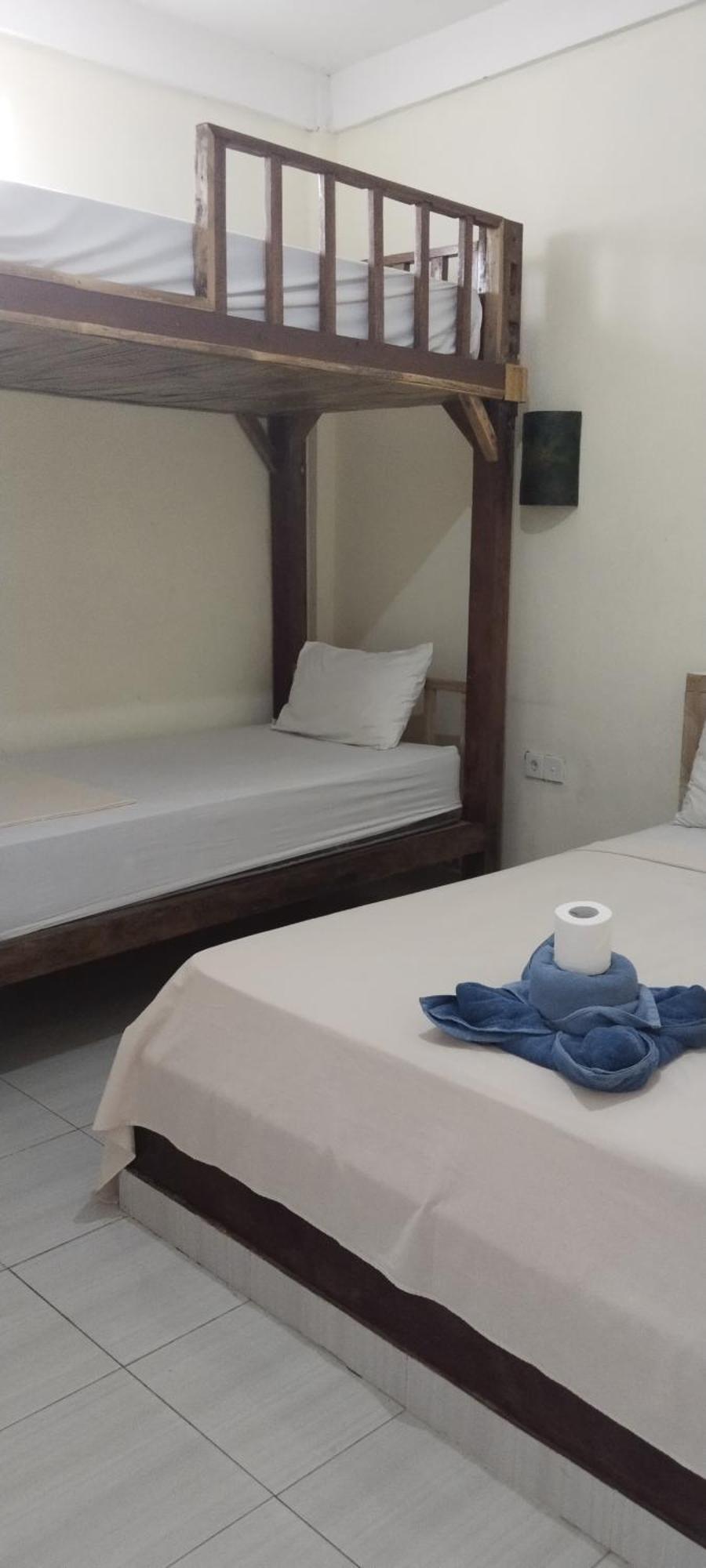 Amed Stop Inn Homestay, Rooftop Restaurant And Bar Dış mekan fotoğraf